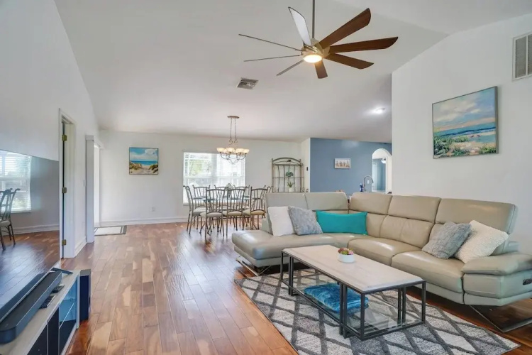 Cape Coral Vacation Rental: Close to Golf Courses!