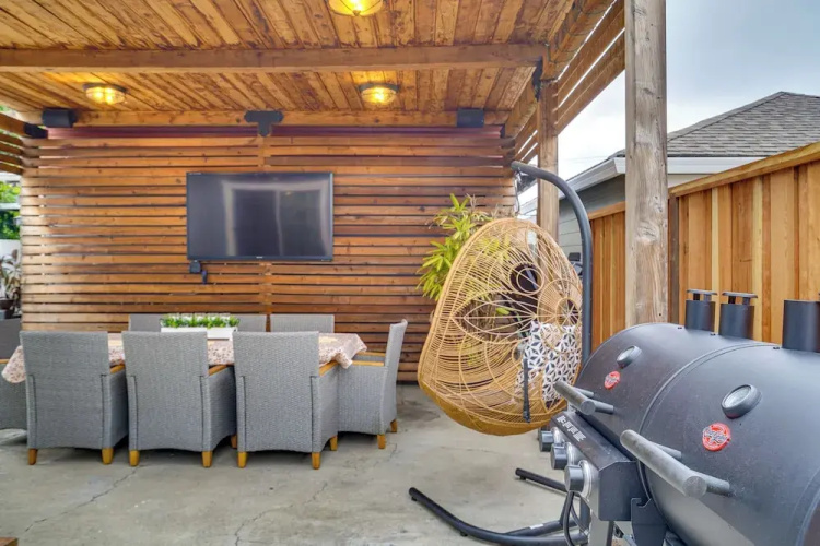 Cozy Bay Area Vacation Rental With Patio