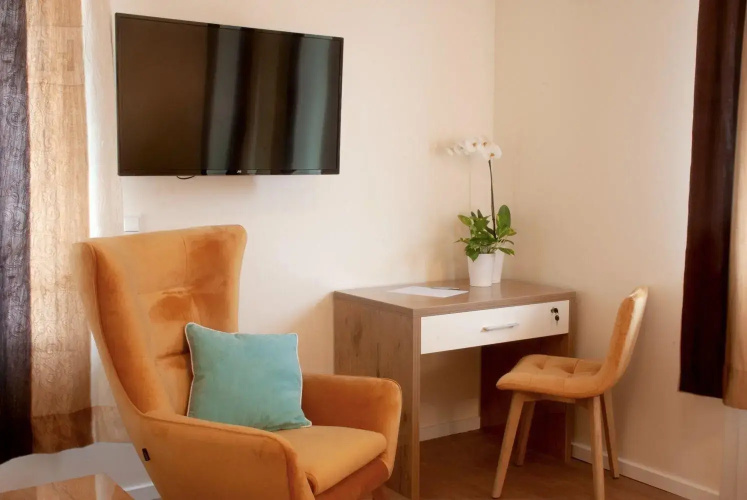 Hotel Isha