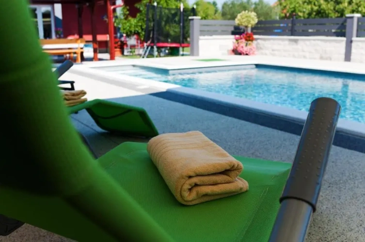 3 Bedrooms Villa with balcony