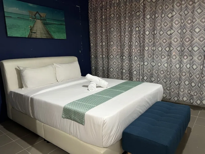 Deluxe Double room with city view