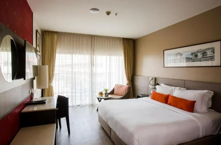 Superior Twin room with city view