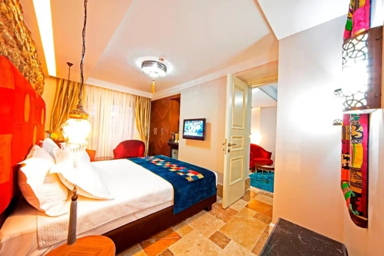 Standard Triple room
