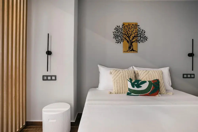 Clavé - Deluxe Studio in Athens