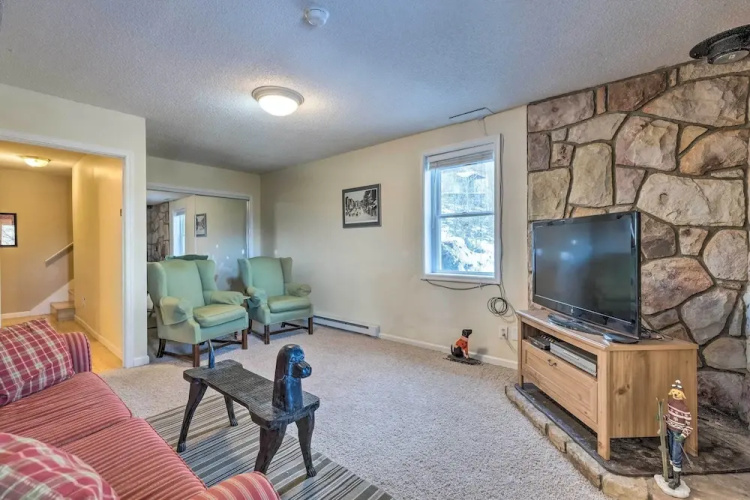 Massanutten Retreat w/ Double Deck & Mtn View!
