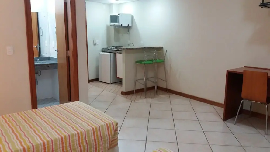 Metropolis Apart Hotel
