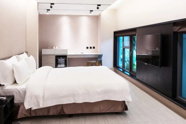 Platinum Suite