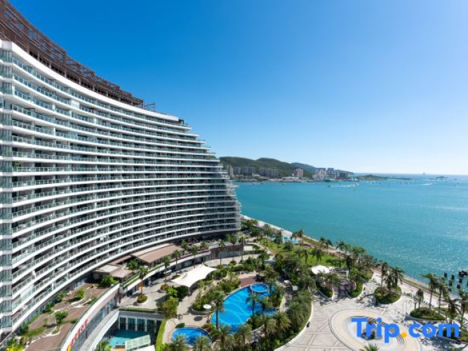 Central Coast Sea View Hotel