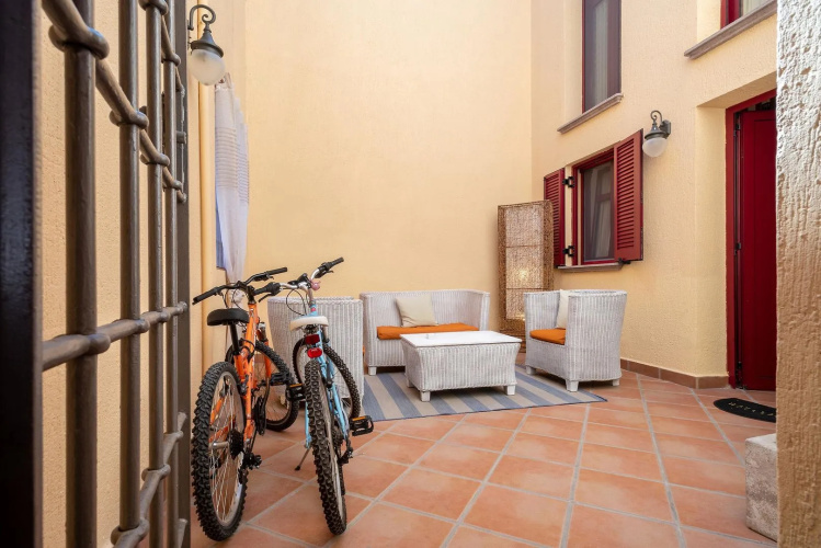The Varos Residences Hotel