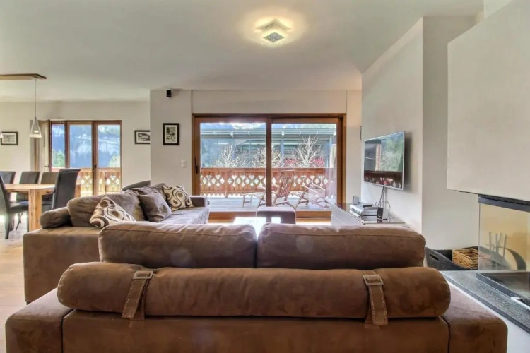 3 Bedrooms Cottage