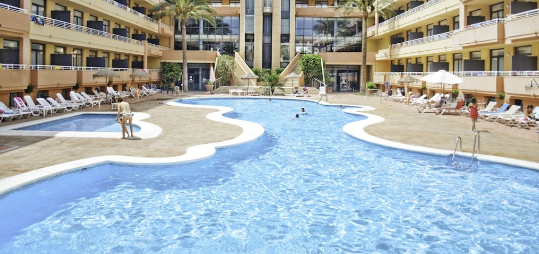 Aparthotel Advise Reina photo 15