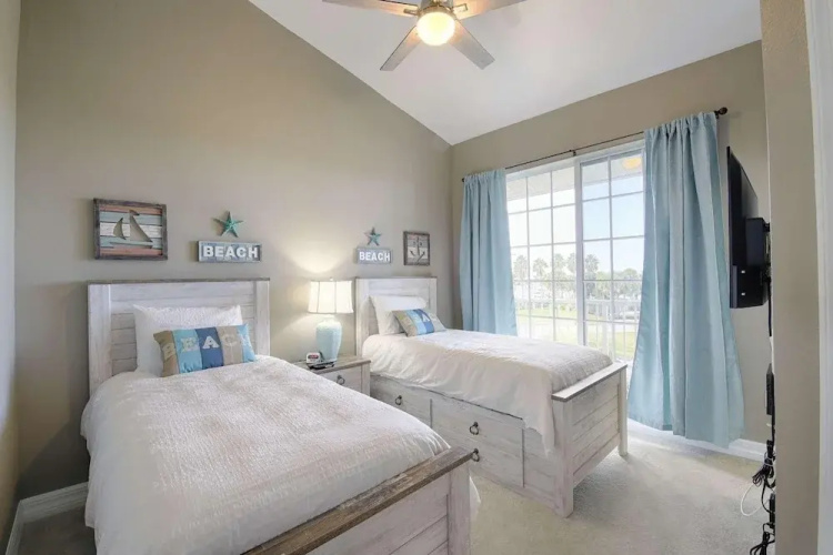 607 Little Harbor