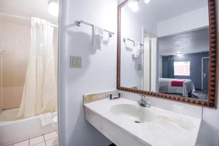 Days Inn Elkhart