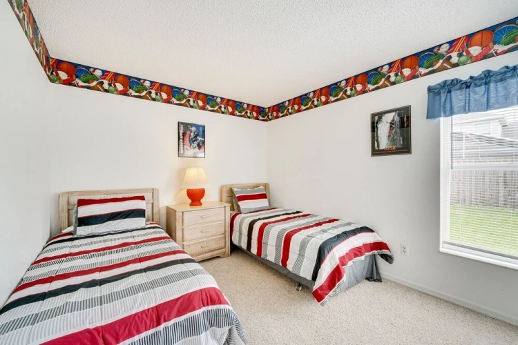 4 Bedrooms Standard room