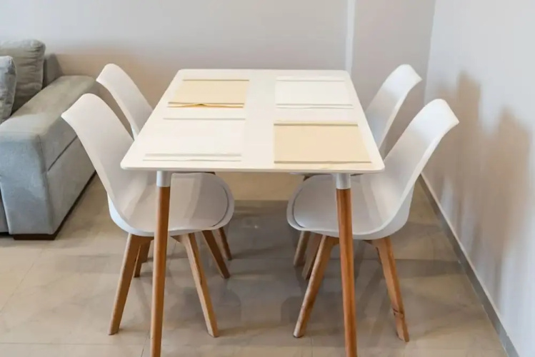 Olivia s Apartment 25