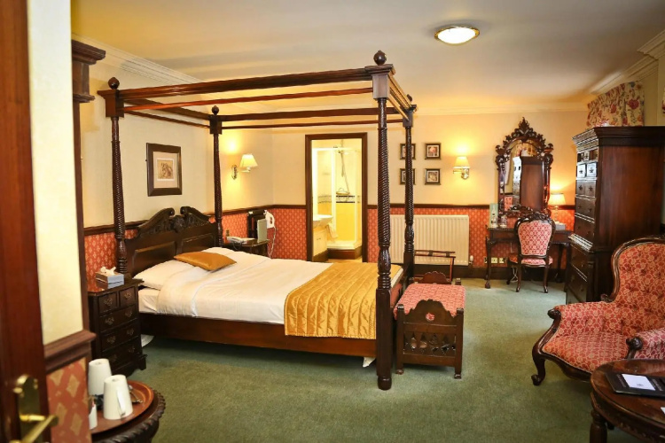 Millfields hotel