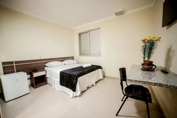 Apoema Hotel