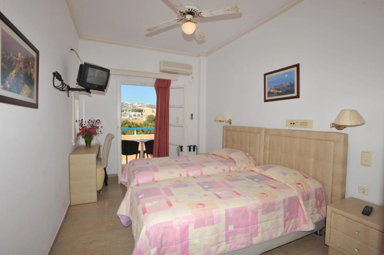 Avra Hotel