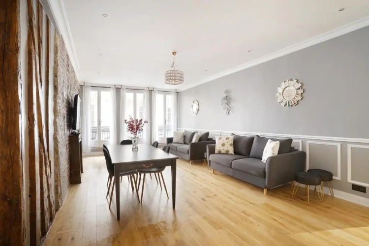 Deluxe Family room