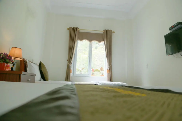 Gold Plus Hotel