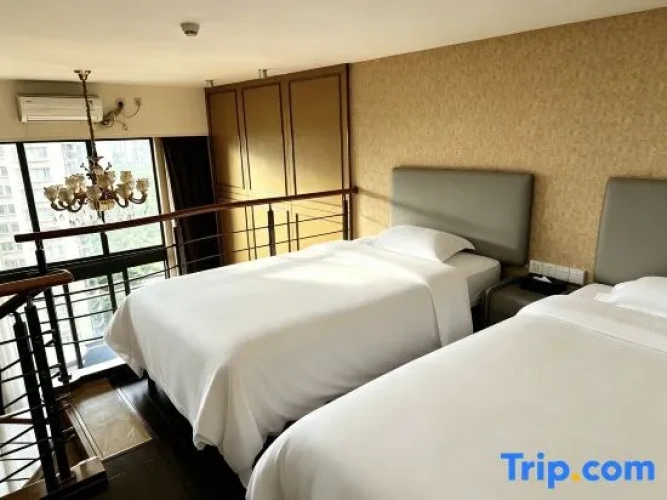 Deluxe Family Duplex Suite with balcony