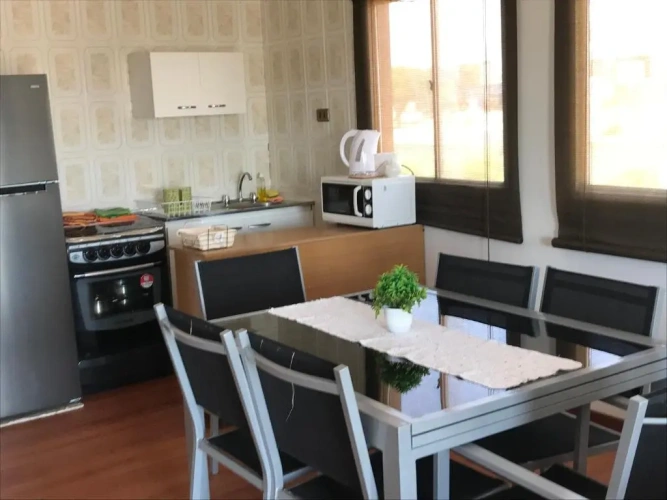 3 Bedrooms Apartment