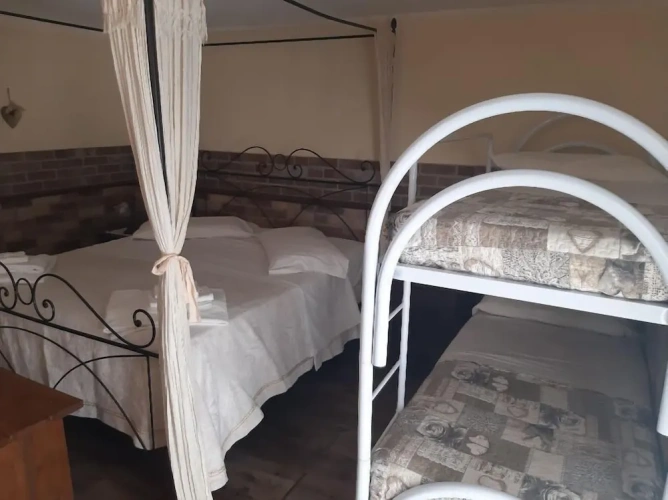 Standard Quadruple room