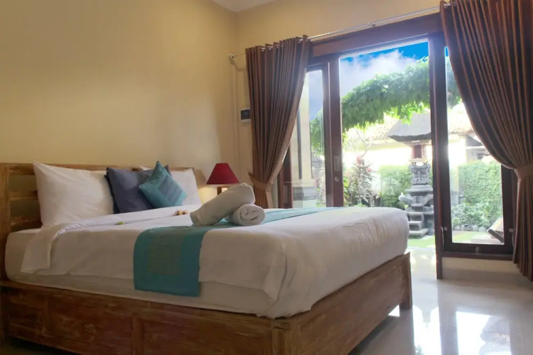 CR Tris Rooms Seminyak