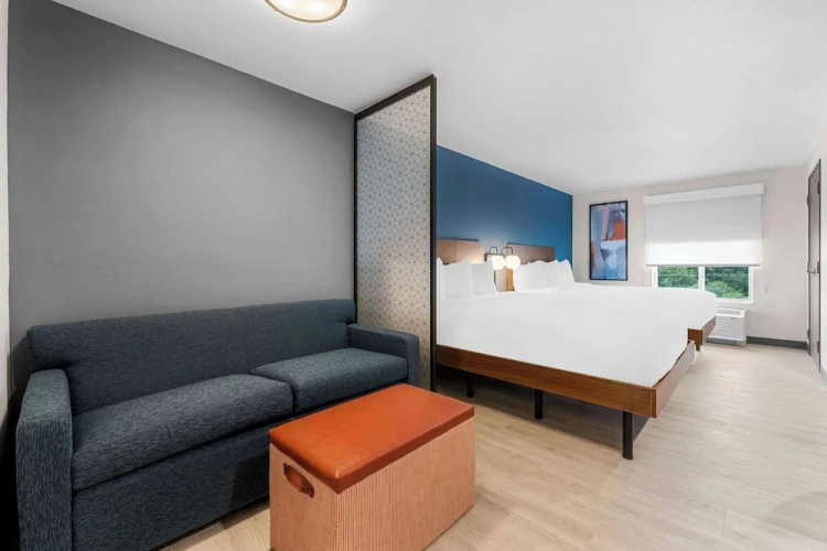 Quadruple Suite