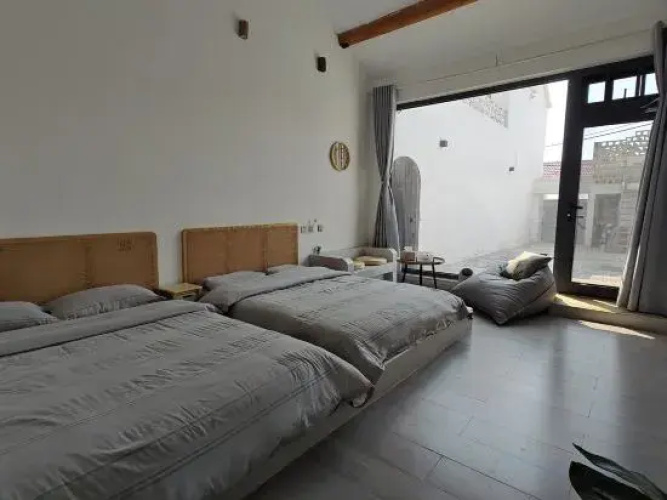 Dunshe Mountain Retreat
