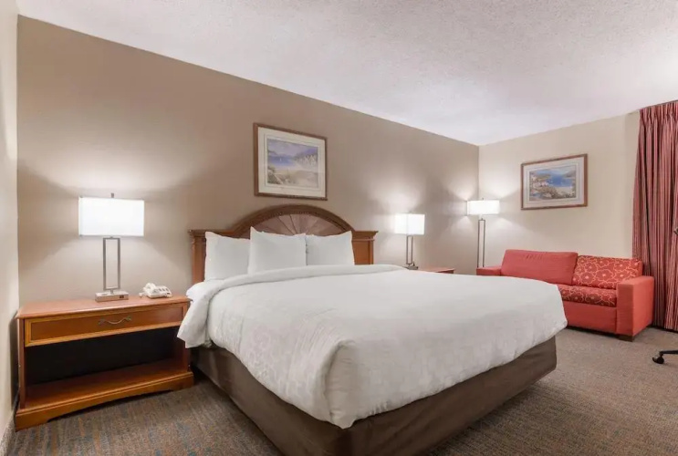 Lebossier Hotel