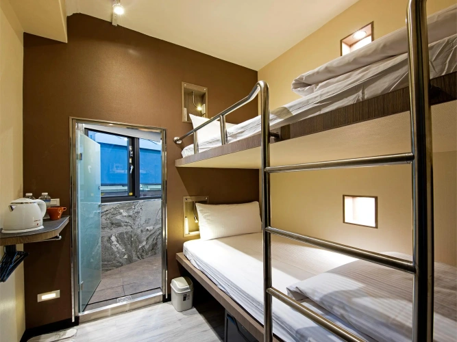 Standard Quadruple room