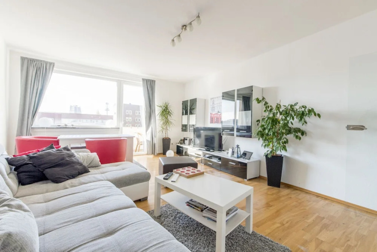 PRIVATE APARTMENT VOßSTRAßE
