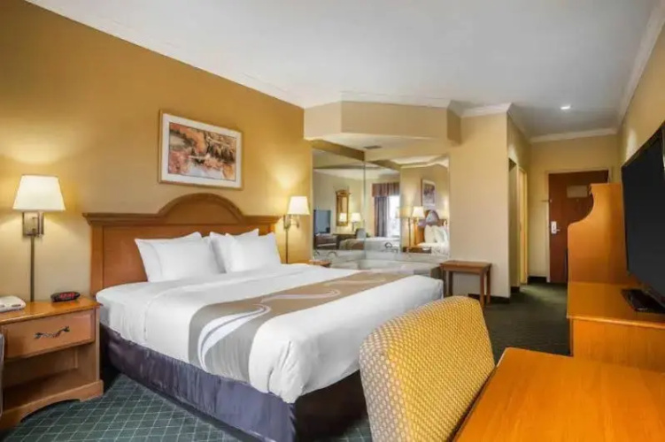 Quality Inn