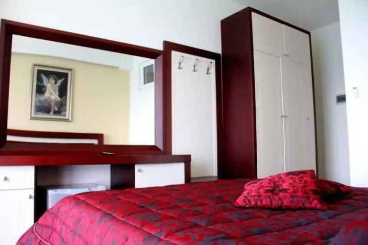 Nimfa Hotel