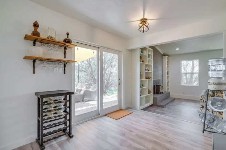 Tranquil Edgewood Retreat With Patio & Grill!