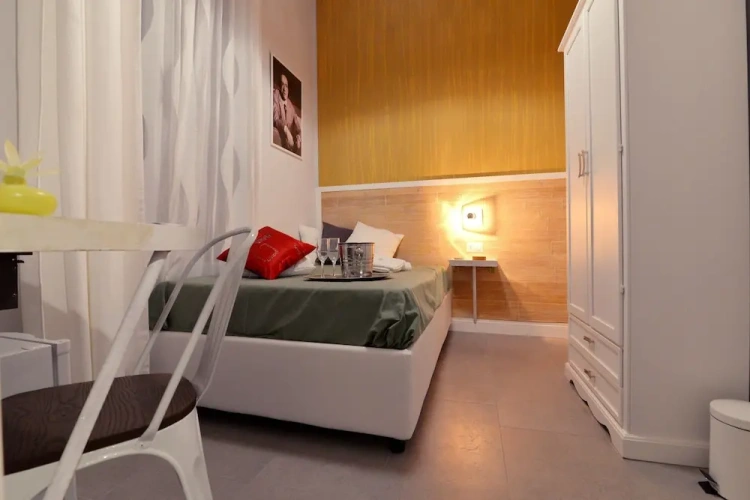 Deluxe Single room