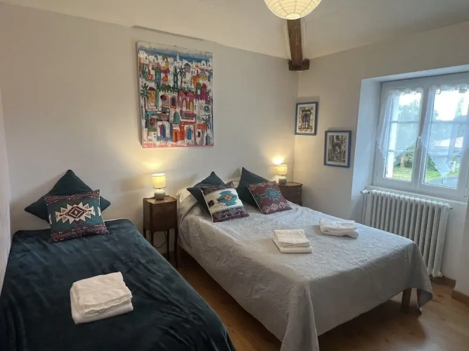 Classic Triple room with courtyard view