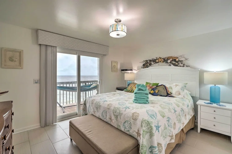 2 Bedrooms Apartment with balcony