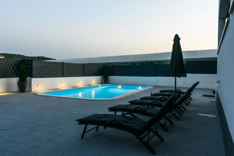 Villa Apartment AA 2