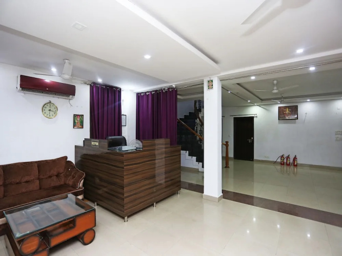 OYO 10198 Hotel Aris
