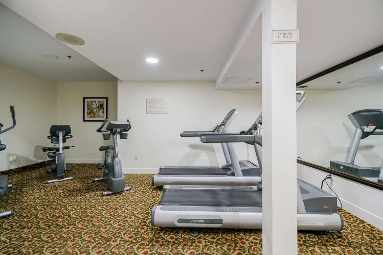 Best Western Peace Arch Inn photo 20