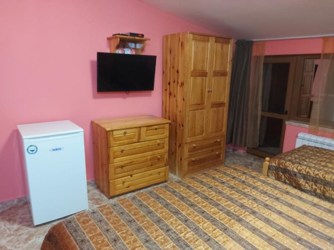 Standard room with mountain view
