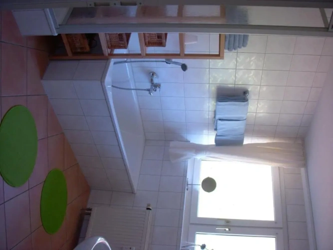 3 Bedrooms Apartment
