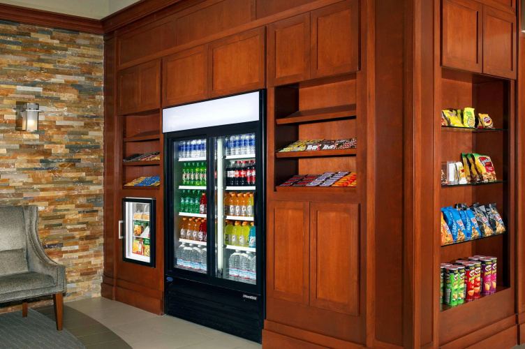 Best Western Plus Vancouver Mall Dr. Hotel & Suites photo 12