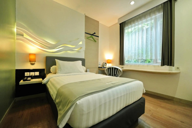 Bonnet Hotel