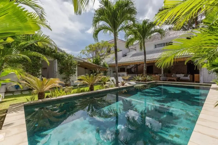 3 Bedrooms Villa