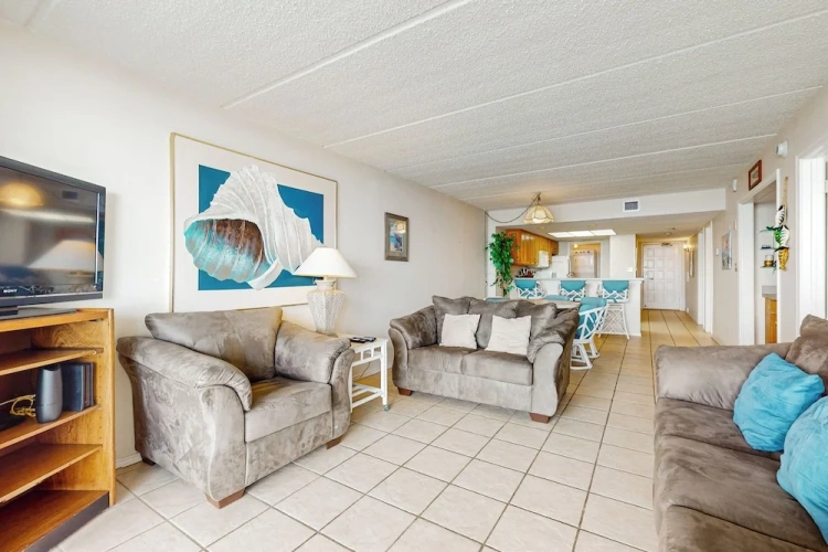2 Bedrooms Apartment with balcony