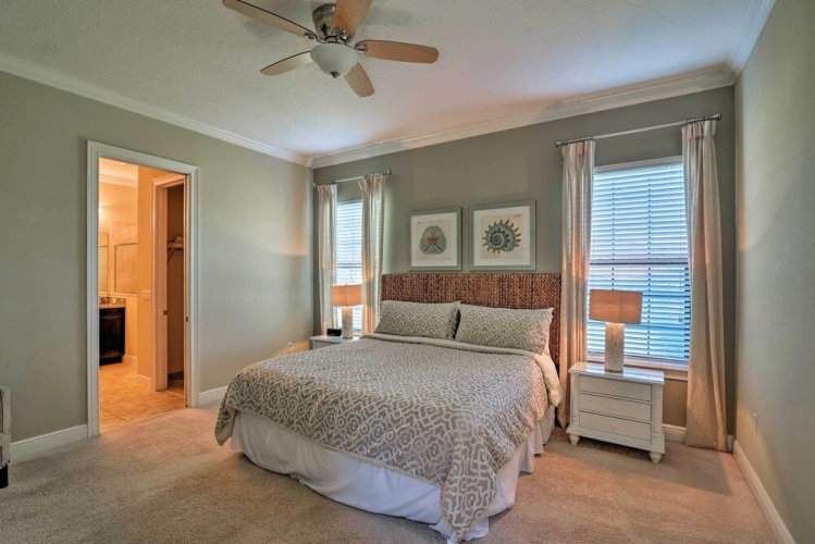 5 Bedrooms Cottage