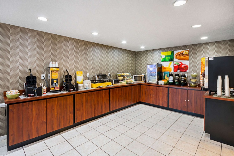 Quality Inn photo 25